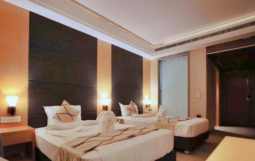 Bindiram Express By Shrigo Hotels Sitapur Muafi Экстерьер фото